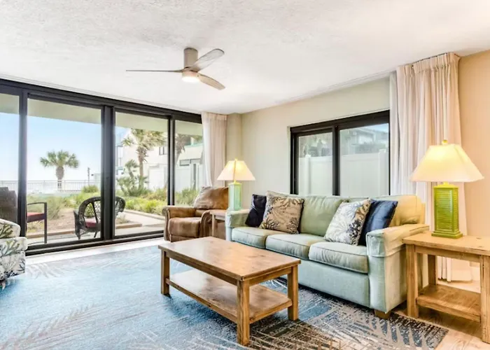 Steps To Paradise: Ground-Floor 2Br/2Ba Beachfront Condo, Sleeps 8, Gulf Views!